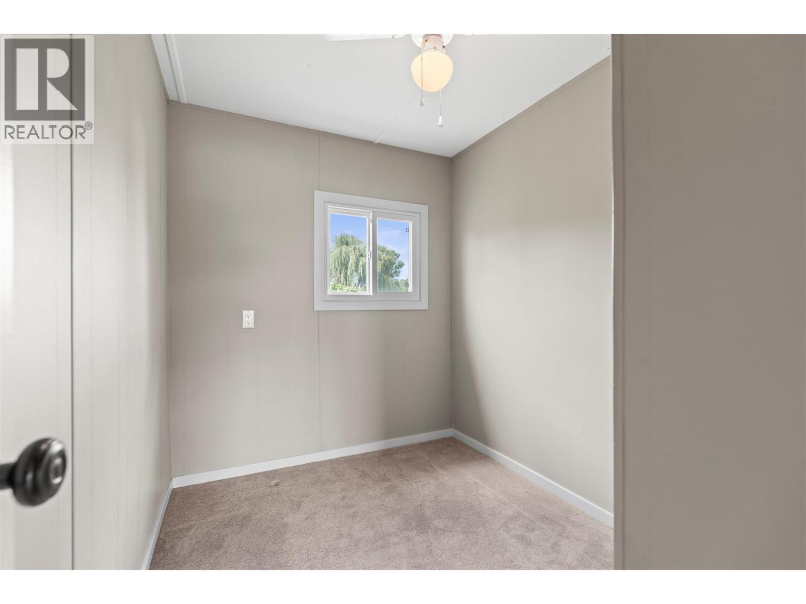 2727 Lakeshore Road Unit# 101, Vernon