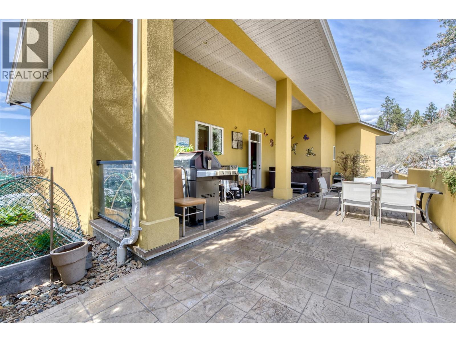 1576 HOLDEN Road, Penticton