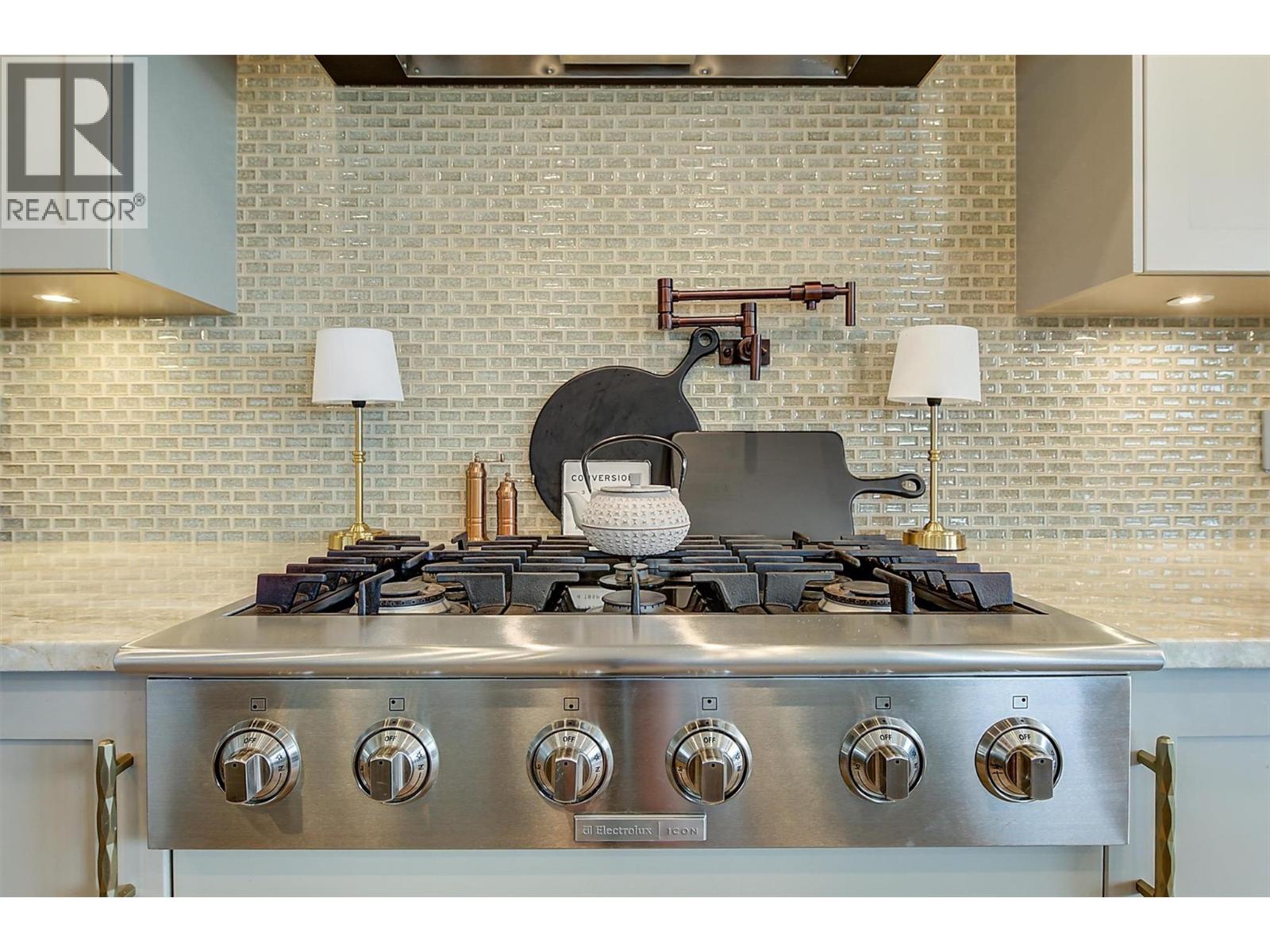 1612 Vincent Place, Kelowna