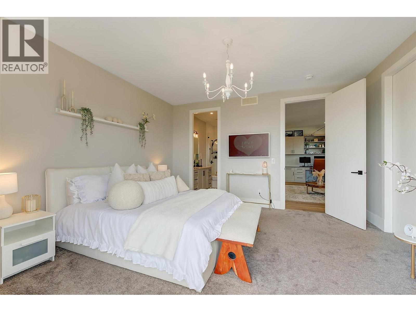 1612 Vincent Place, Kelowna