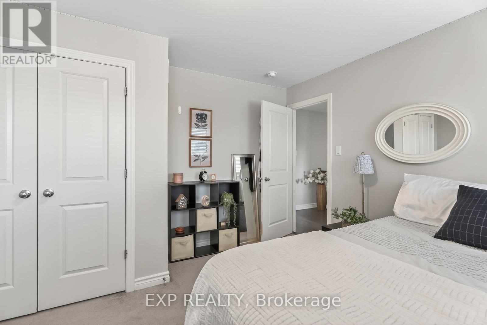 690 PARADE DRIVE - 28