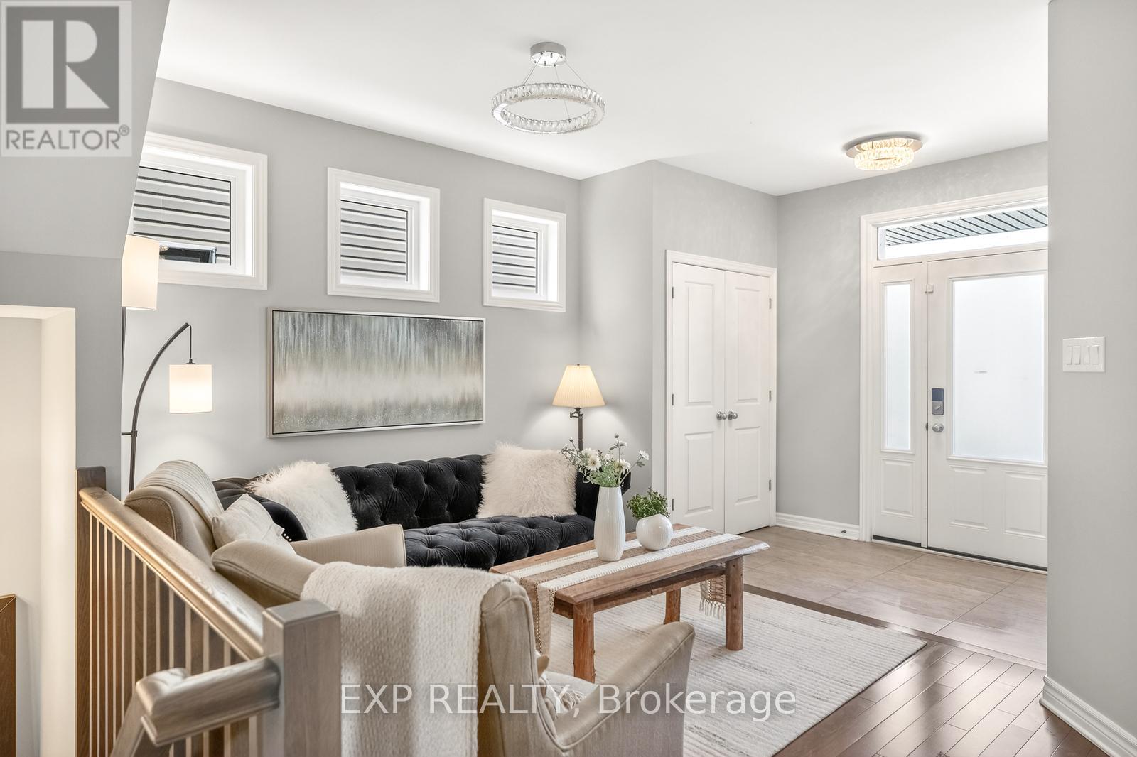 690 PARADE DRIVE - 4
