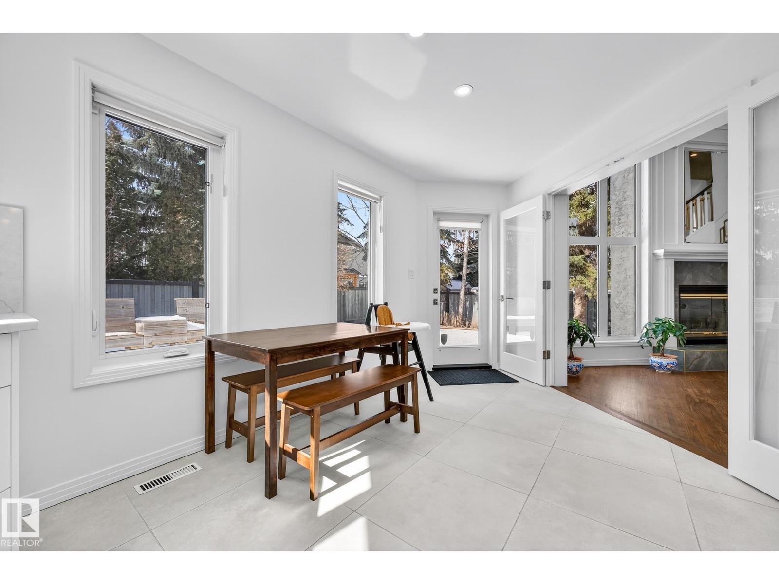 1211 HEWGILL PL NW, Edmonton