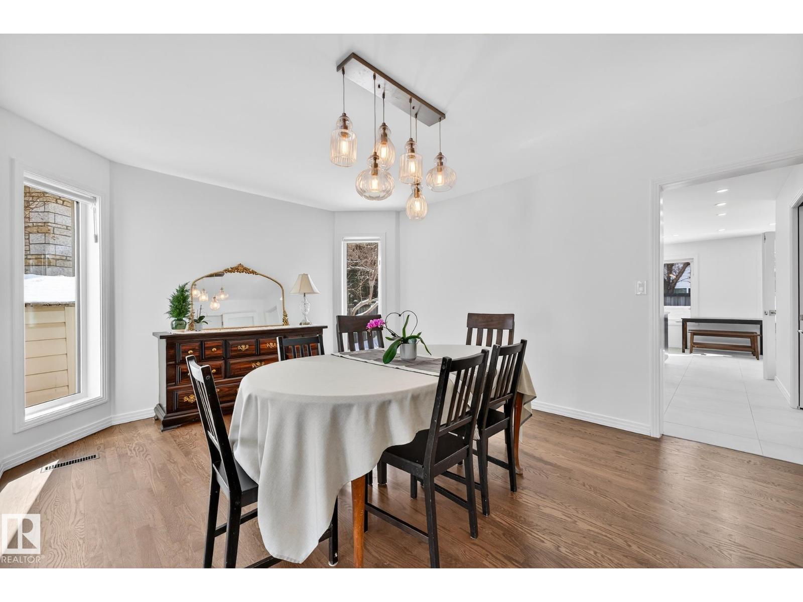 1211 HEWGILL PL NW, Edmonton