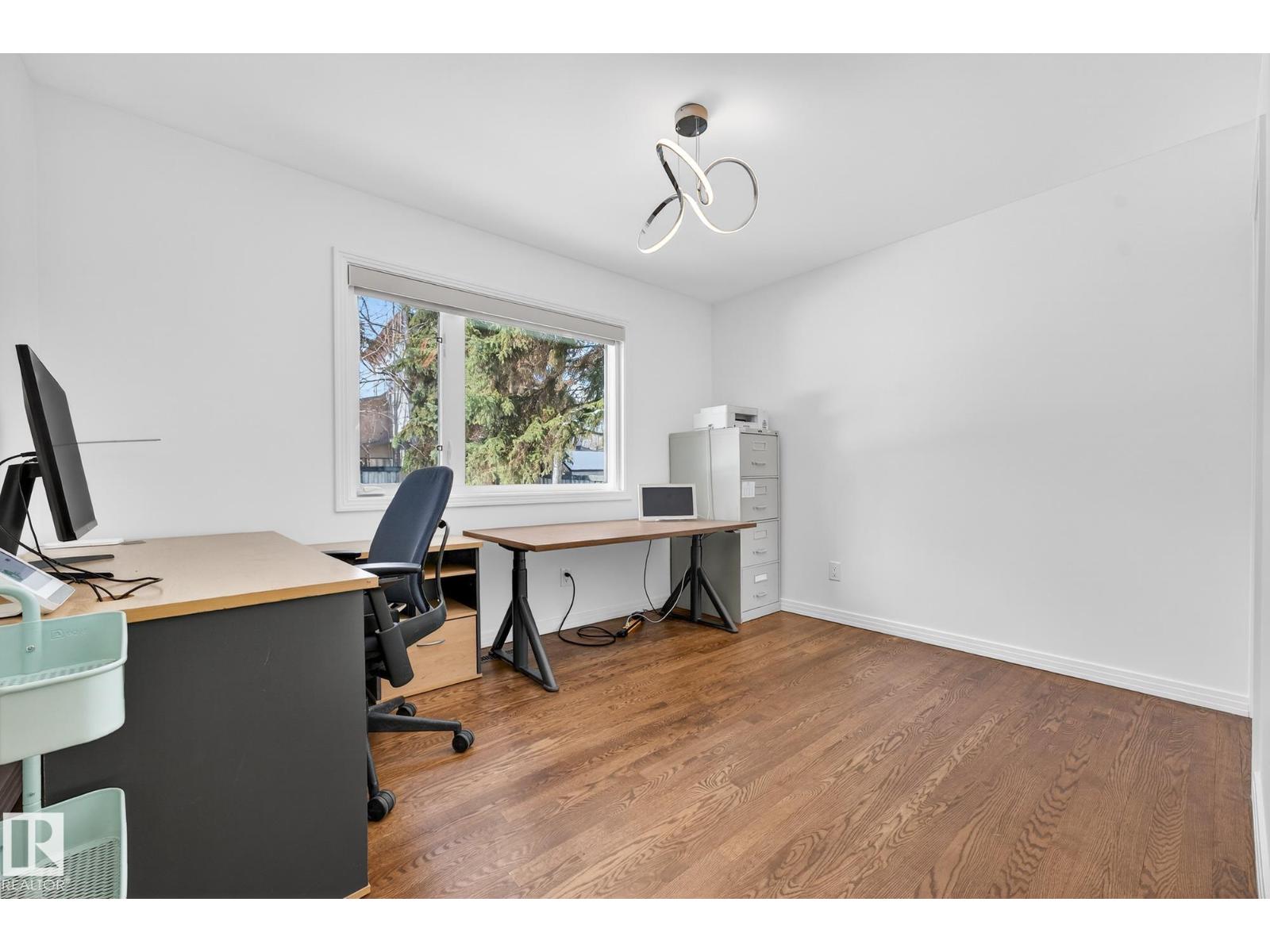 1211 HEWGILL PL NW, Edmonton