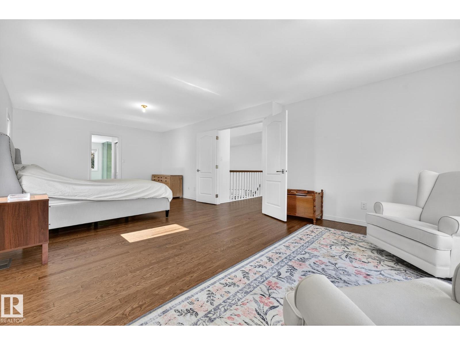 1211 HEWGILL PL NW, Edmonton