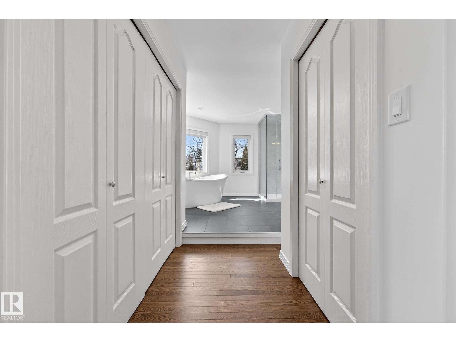 1211 HEWGILL PL NW, Edmonton