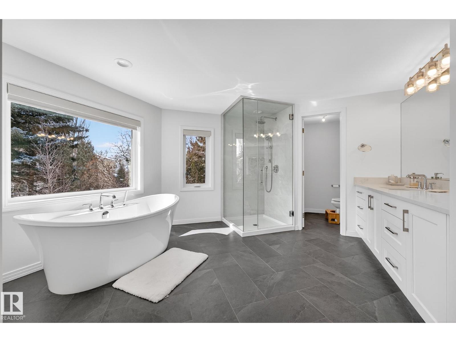 1211 HEWGILL PL NW, Edmonton