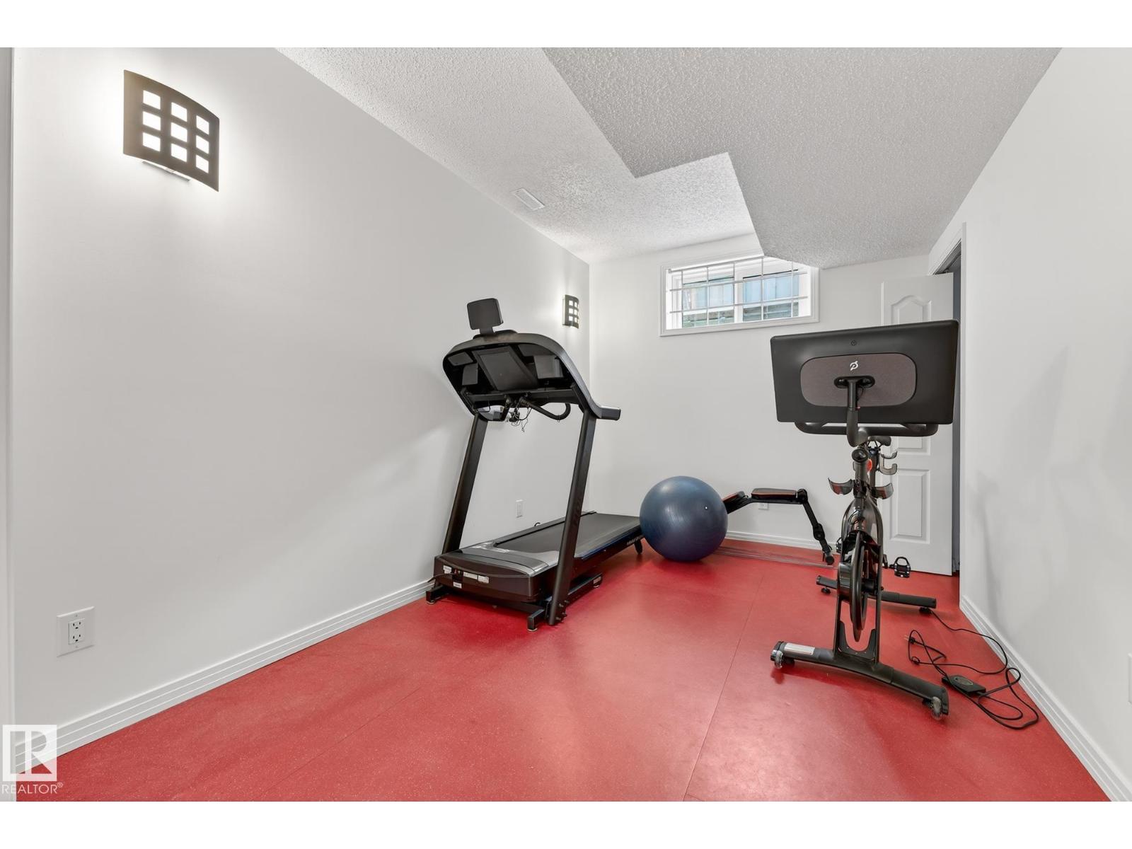 1211 HEWGILL PL NW, Edmonton