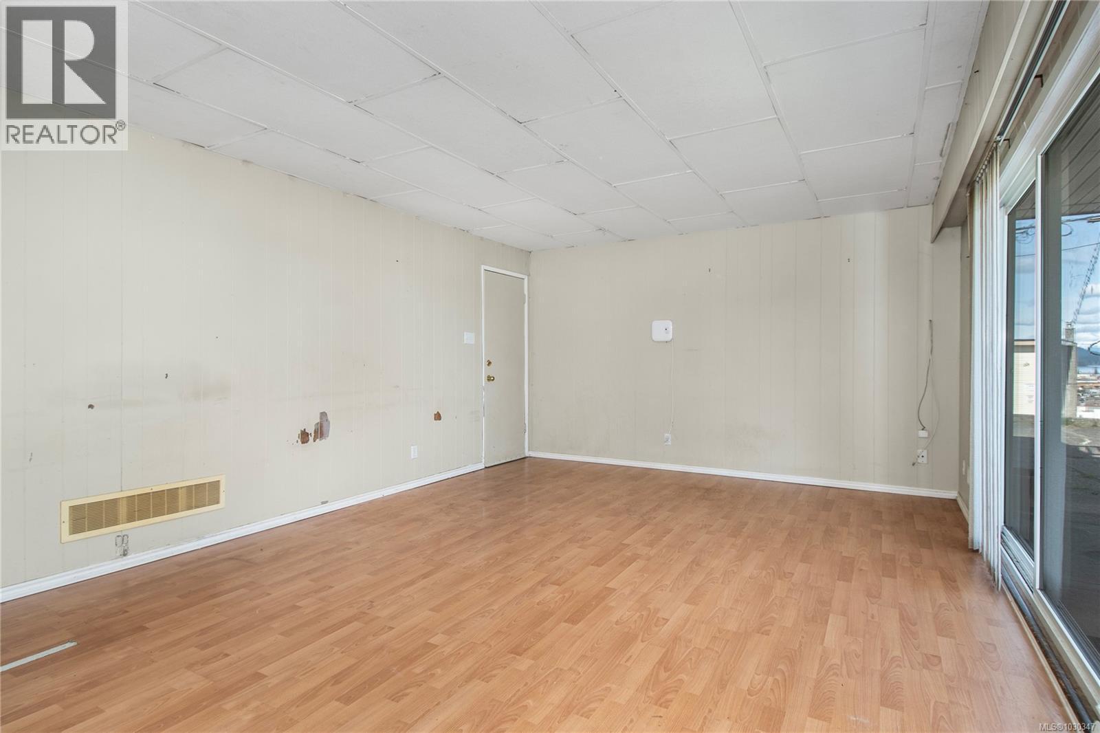 872 Birch St - 27