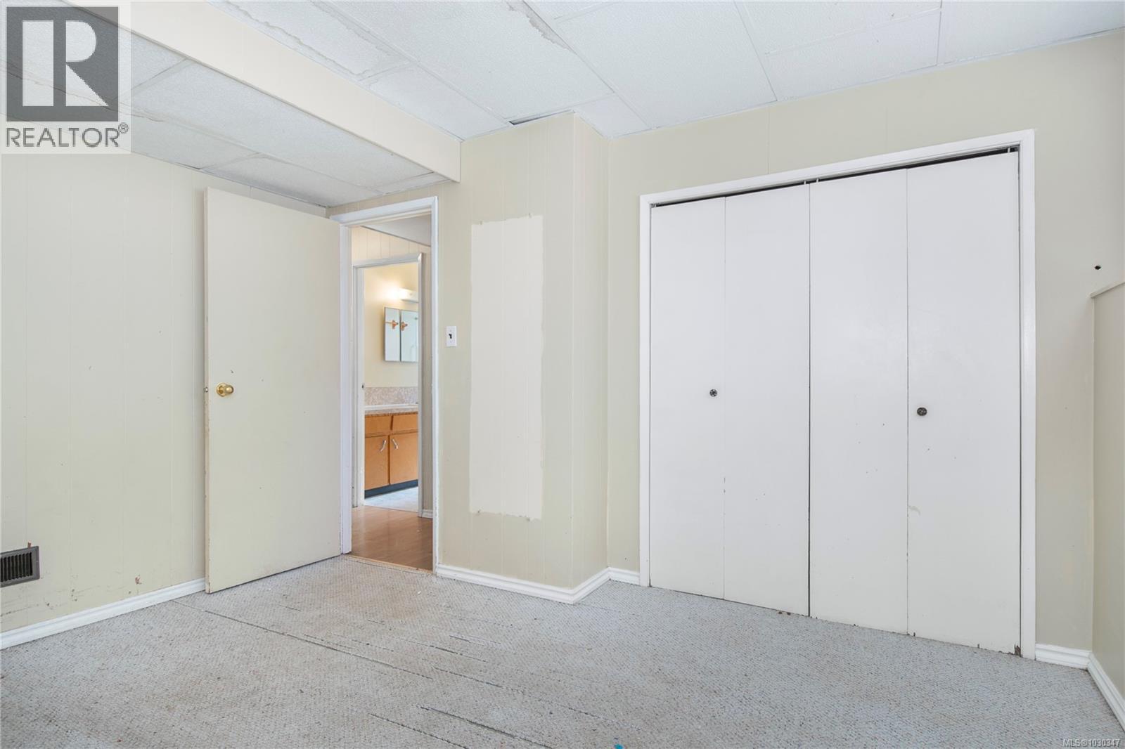 872 Birch St - 34