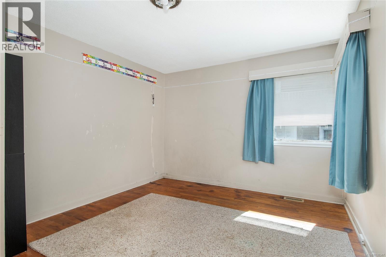 872 Birch St - 18