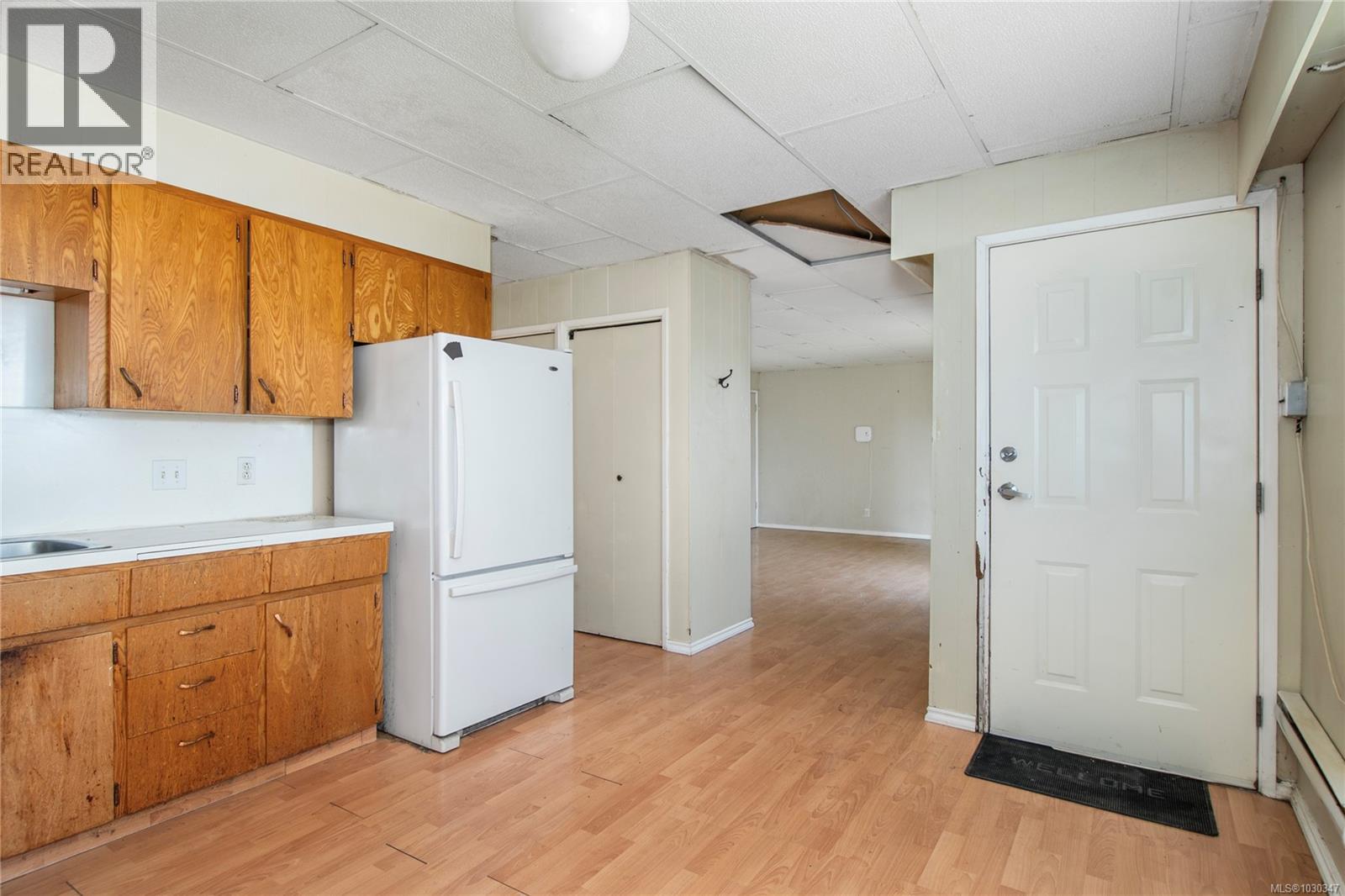872 Birch St - 24