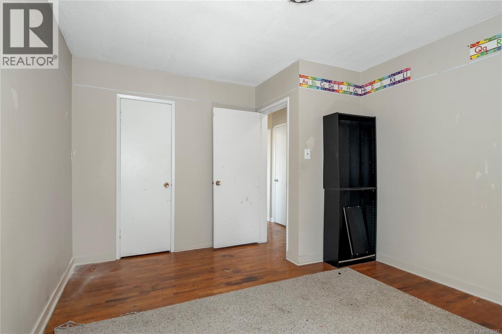 872 Birch St - 19