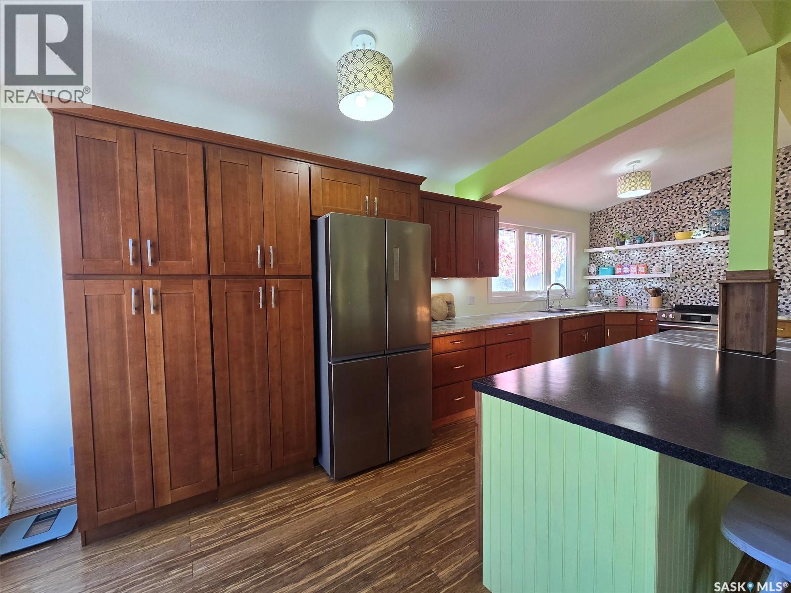 531 Scott STREET — photo 8