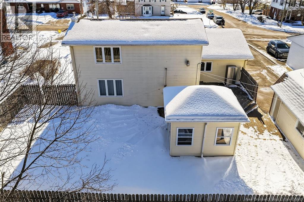 39 GLENWOOD DRIVE - 6