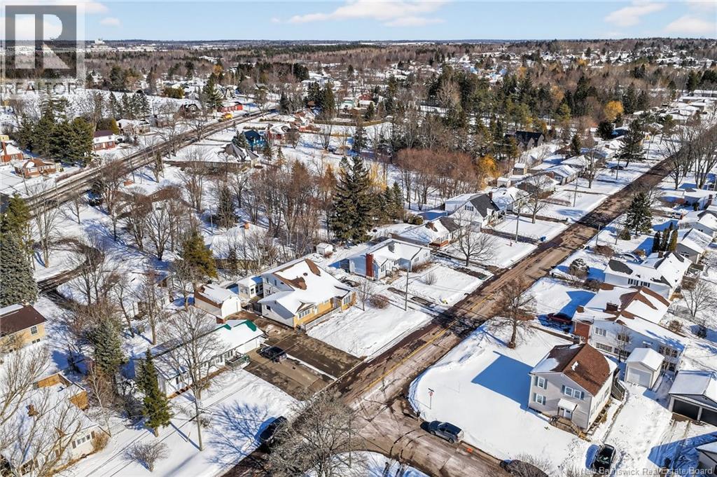 39 GLENWOOD DRIVE - 9