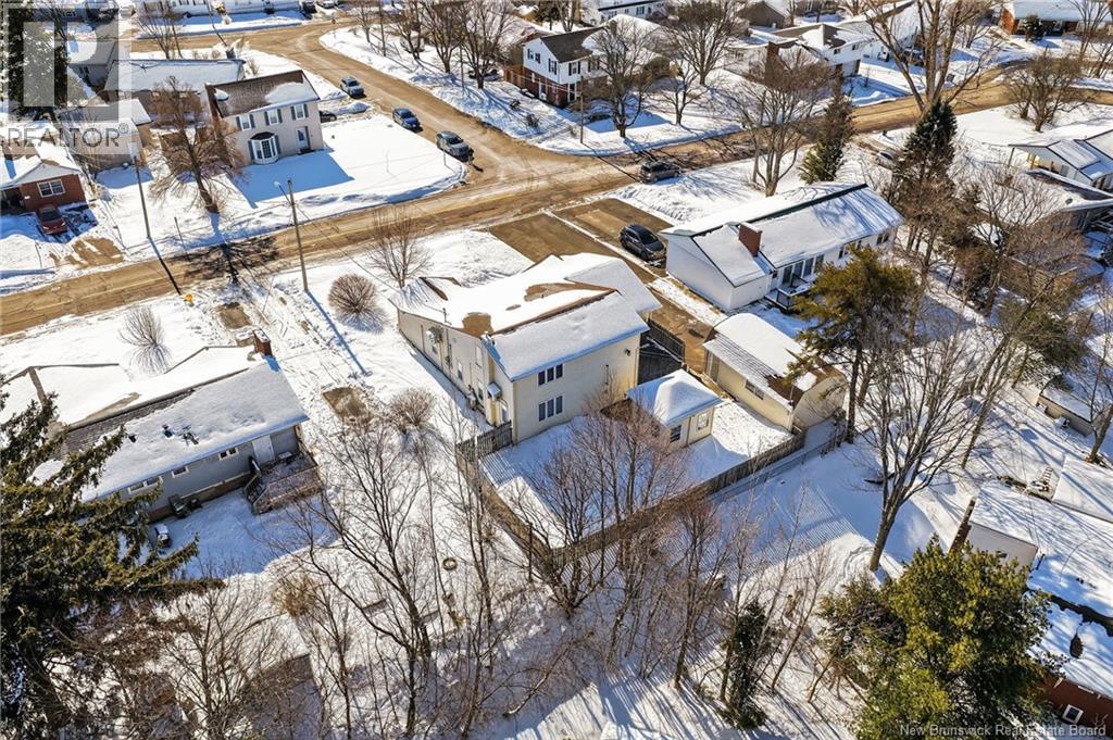 39 GLENWOOD DRIVE - 8