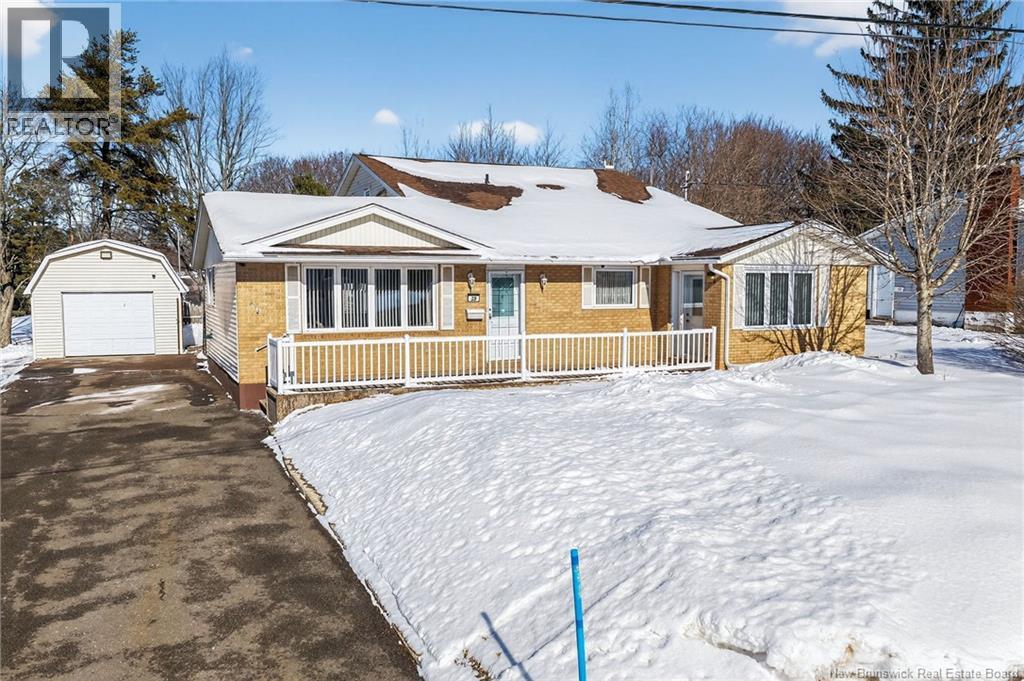 39 GLENWOOD DRIVE - 4