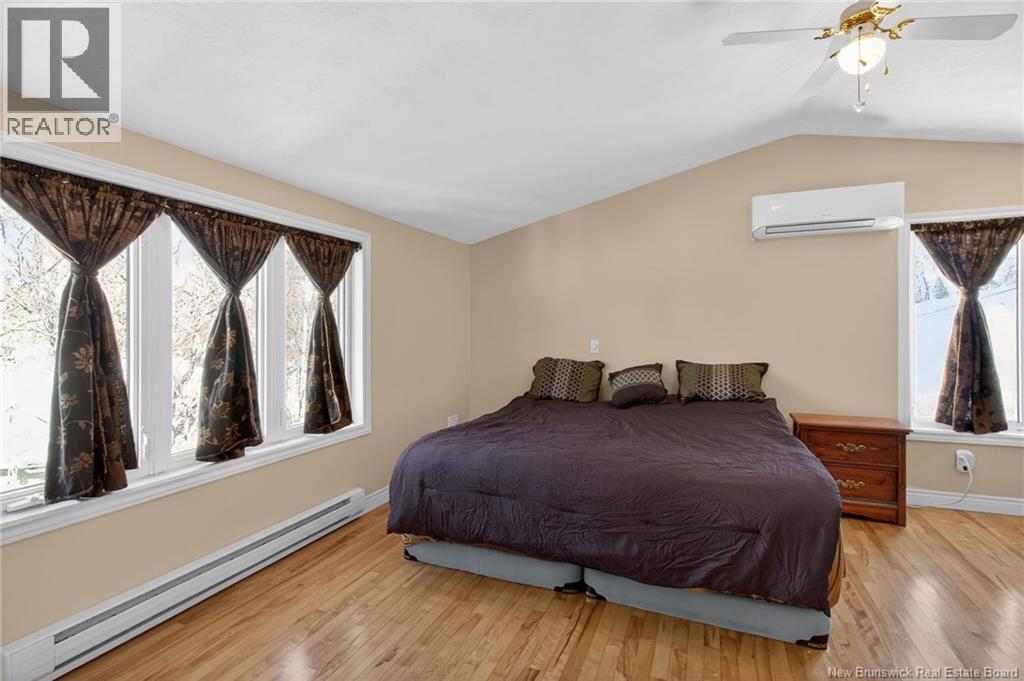 39 GLENWOOD DRIVE - 38