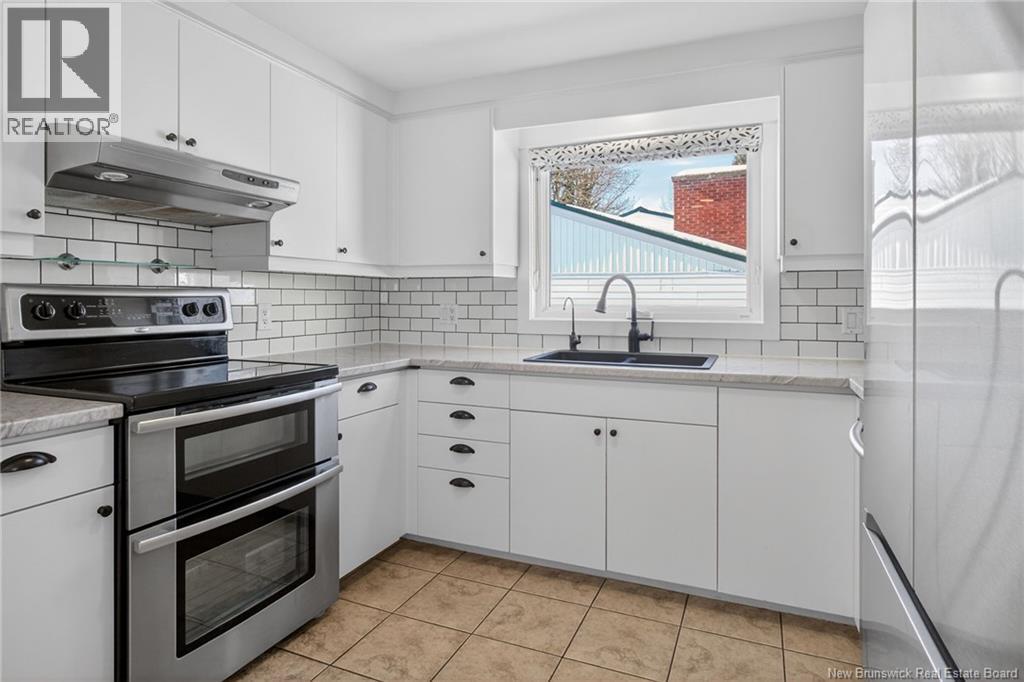 39 GLENWOOD DRIVE - 23