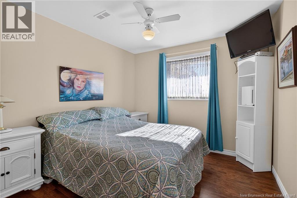 39 GLENWOOD DRIVE - 29