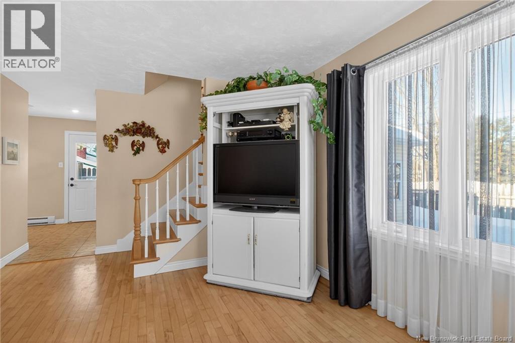 39 GLENWOOD DRIVE - 13