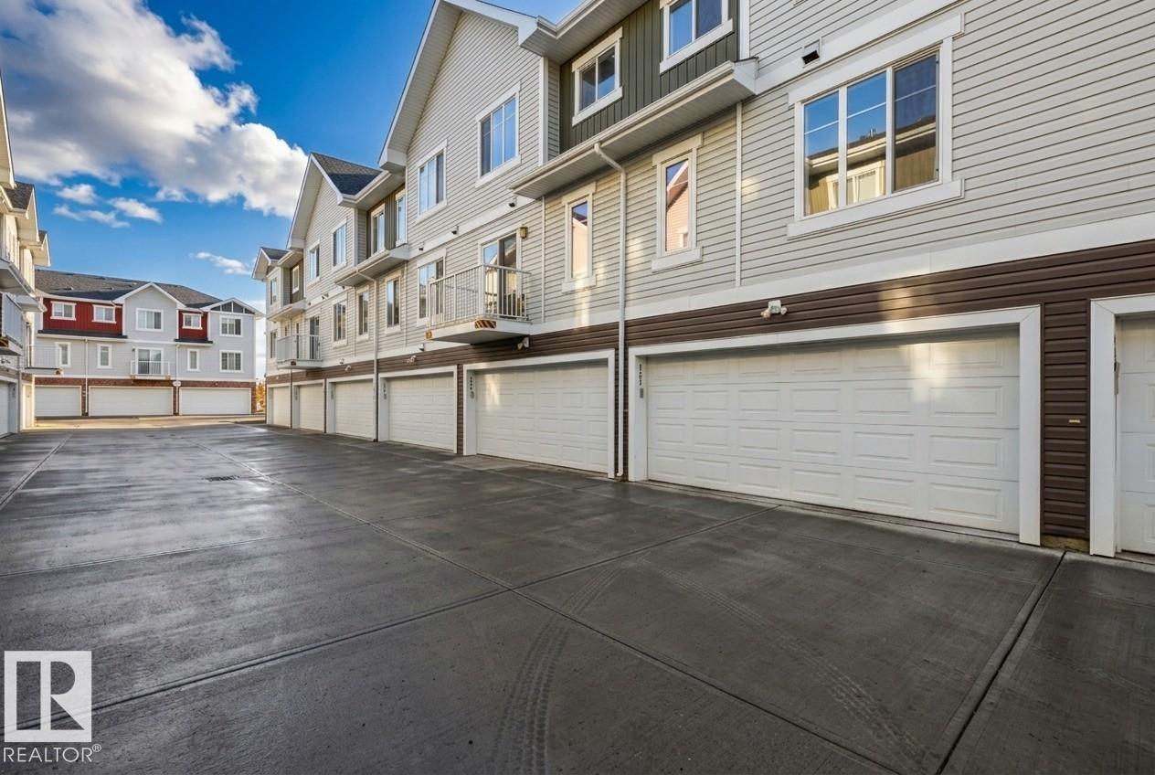 #127 2905 141 ST SW - 2