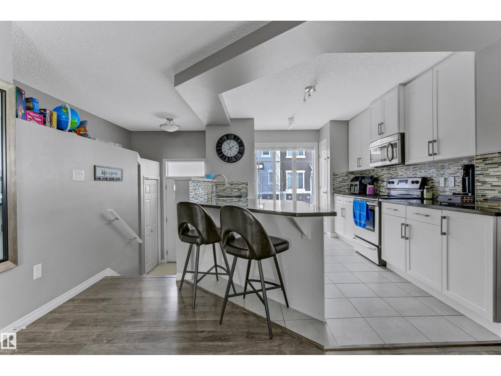 #127 2905 141 ST SW - 20