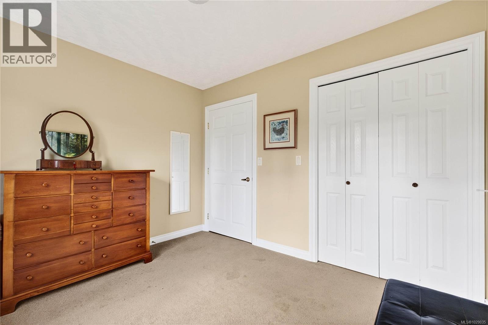  2257 Tarn Place, Duncan