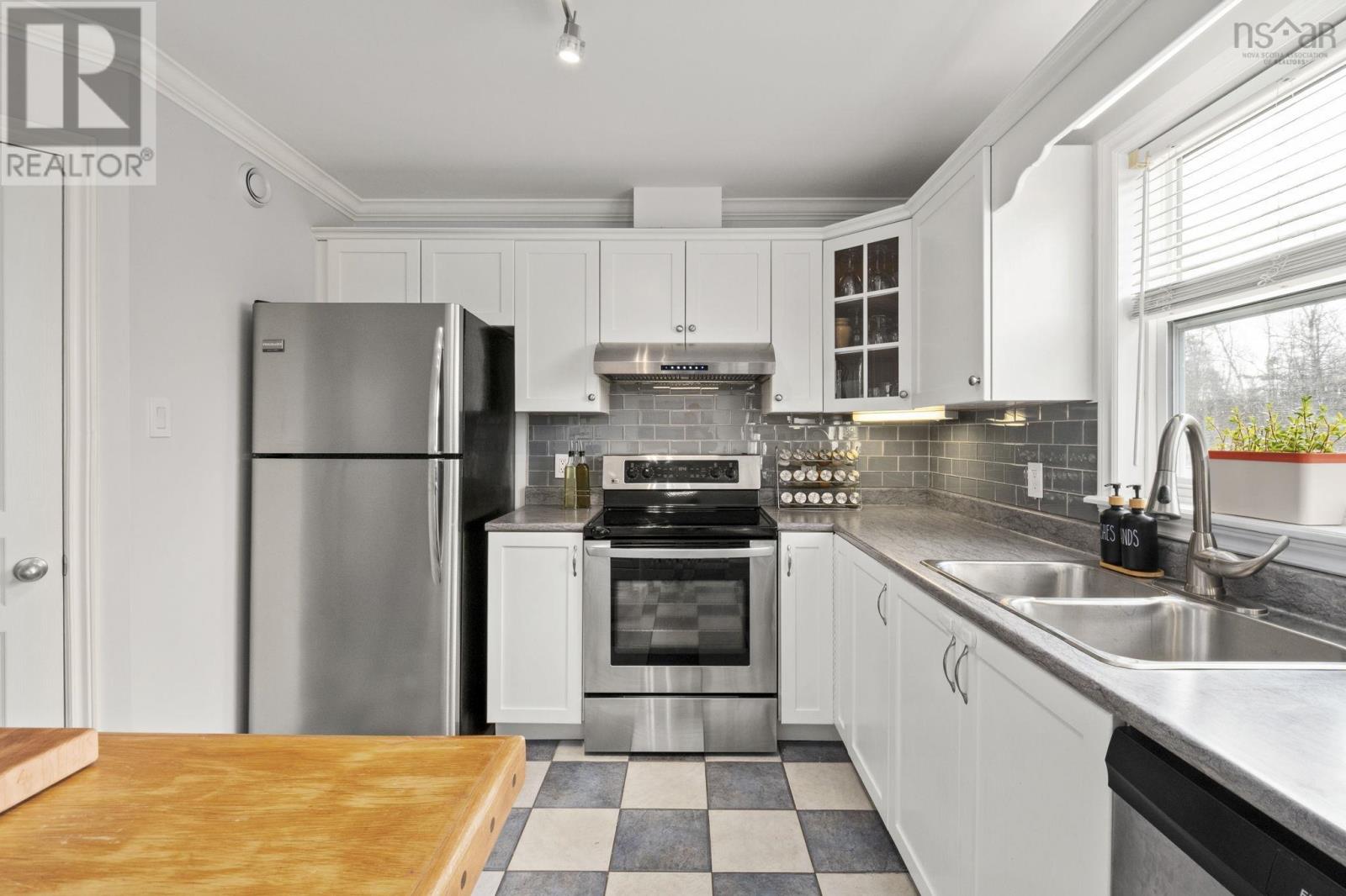 Property 11 of 52 of 99 Brookview Drive