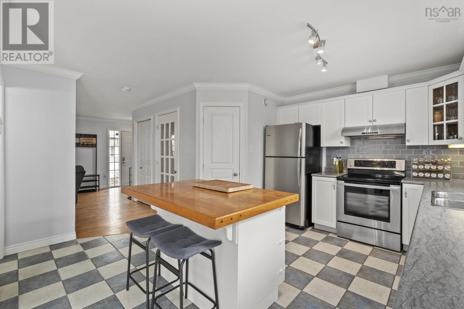 Property 10 of 52 of 99 Brookview Drive