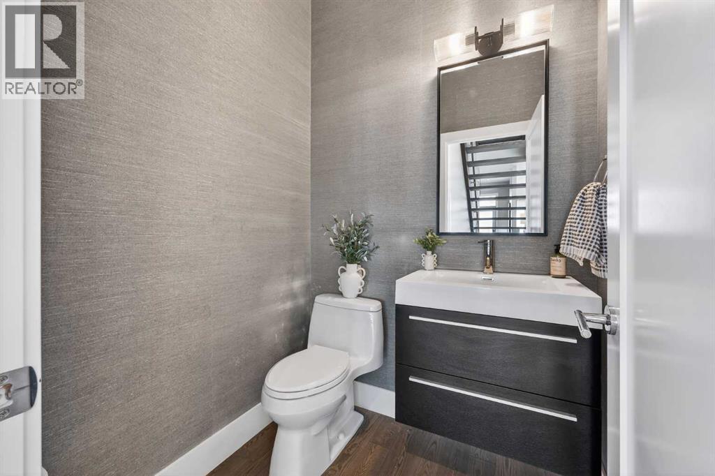 Single Family House for Sale in   Street SW Altadore Calgary 