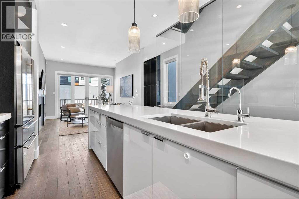 Single Family House for Sale in   Street SW Altadore Calgary 