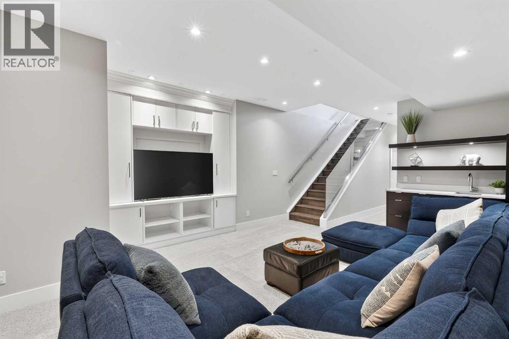 Single Family House for Sale in   Street SW Altadore Calgary 