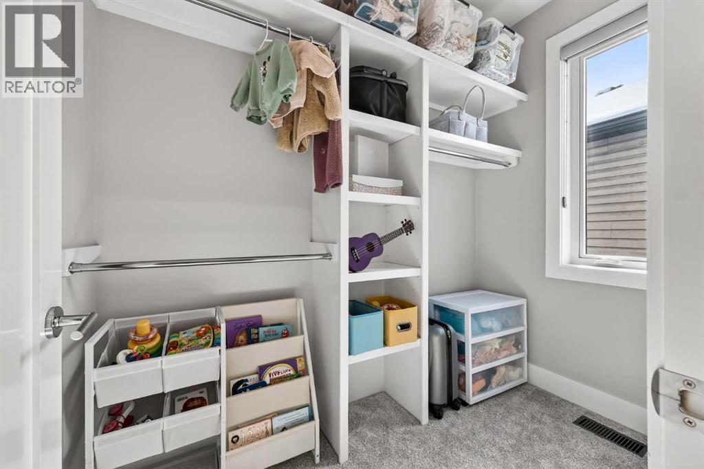 Single Family House for Sale in   Street SW Altadore Calgary 