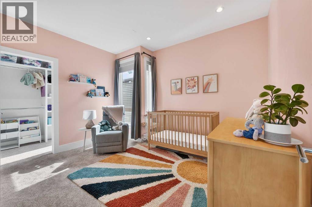 Single Family House for Sale in   Street SW Altadore Calgary 