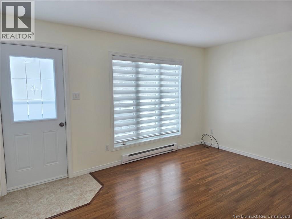 392 RUE DES SAPINS - 11