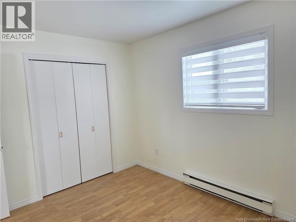 392 RUE DES SAPINS - 13