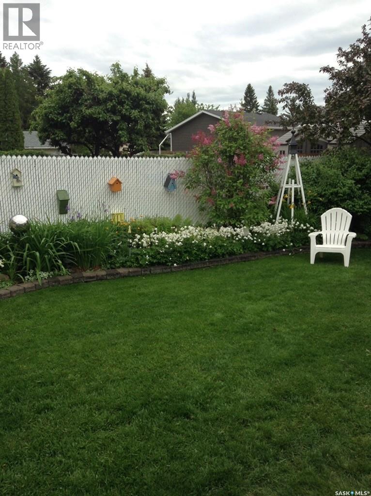 106 LAURENTIAN DRIVE - 44