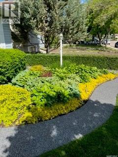 106 LAURENTIAN DRIVE - 46