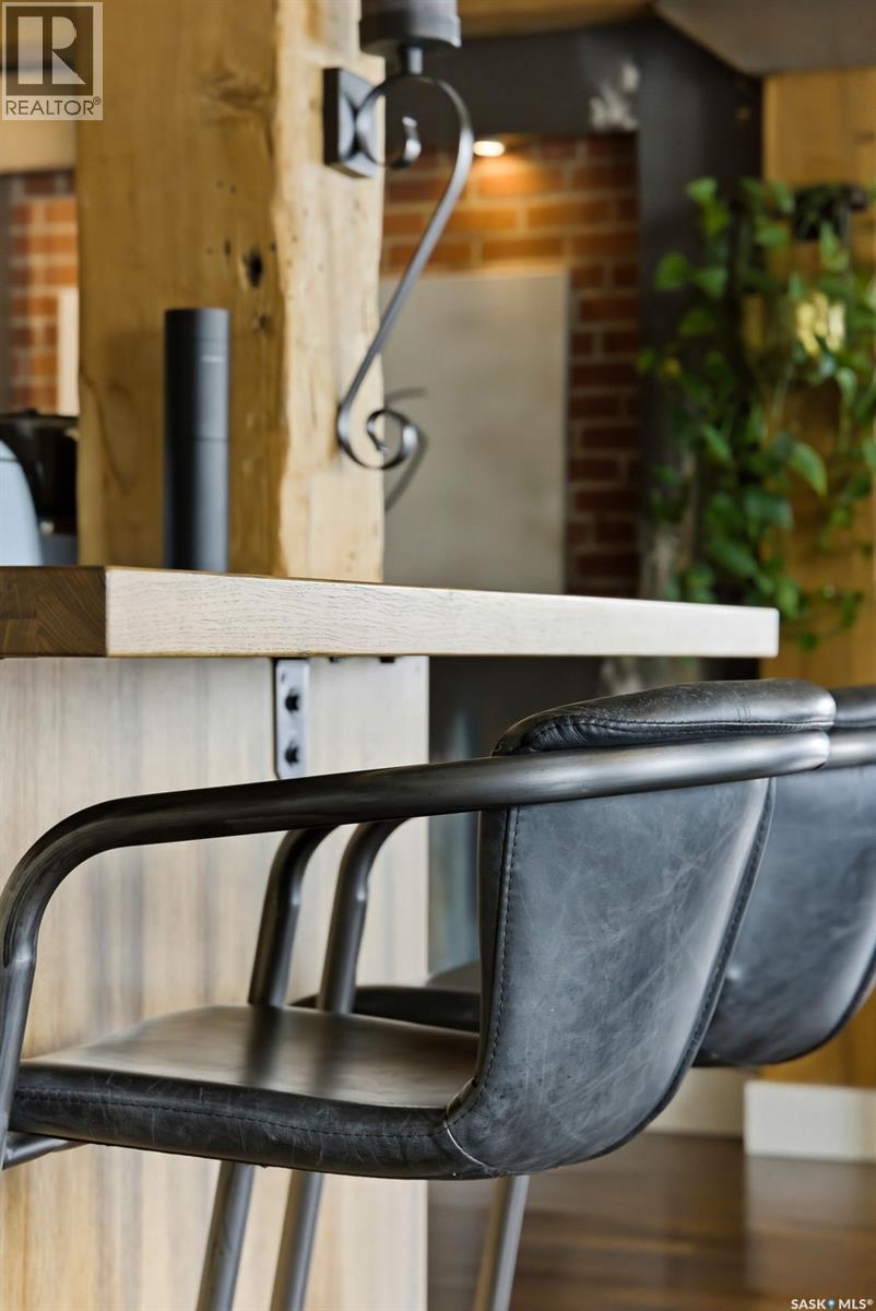 #201 1304 HALIFAX STREET - 9