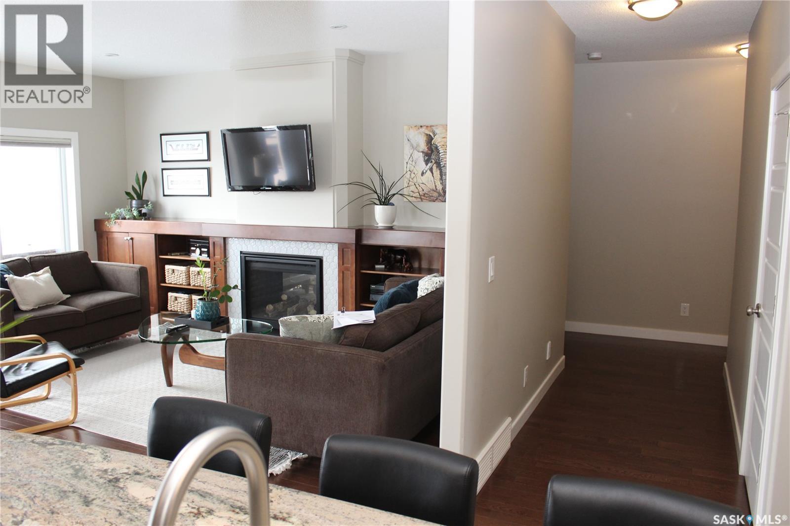 1528 MAPLE HILL CRESCENT N - 13