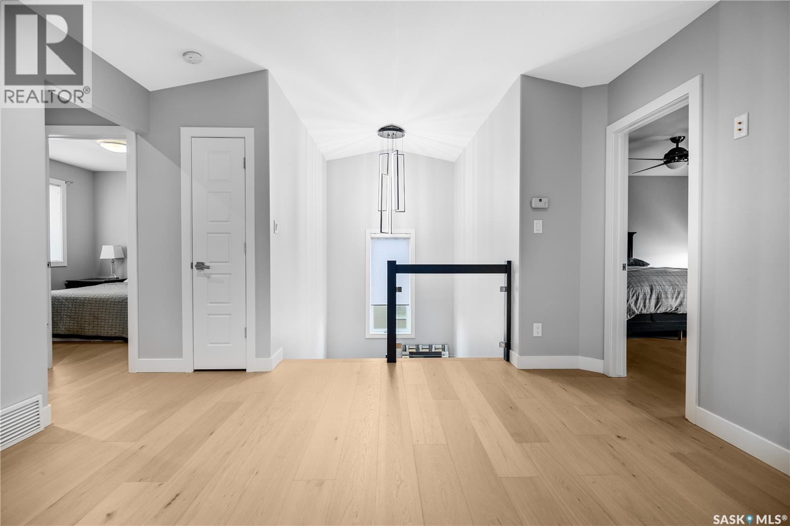 4311 SANDPIPER CRESCENT E - 12