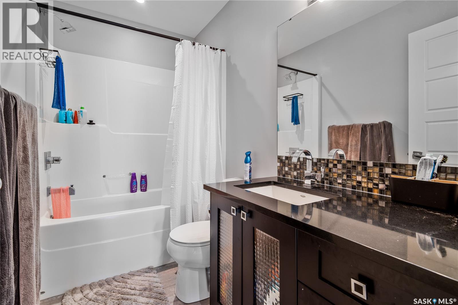 4311 Sandpiper CRESCENT E - 19