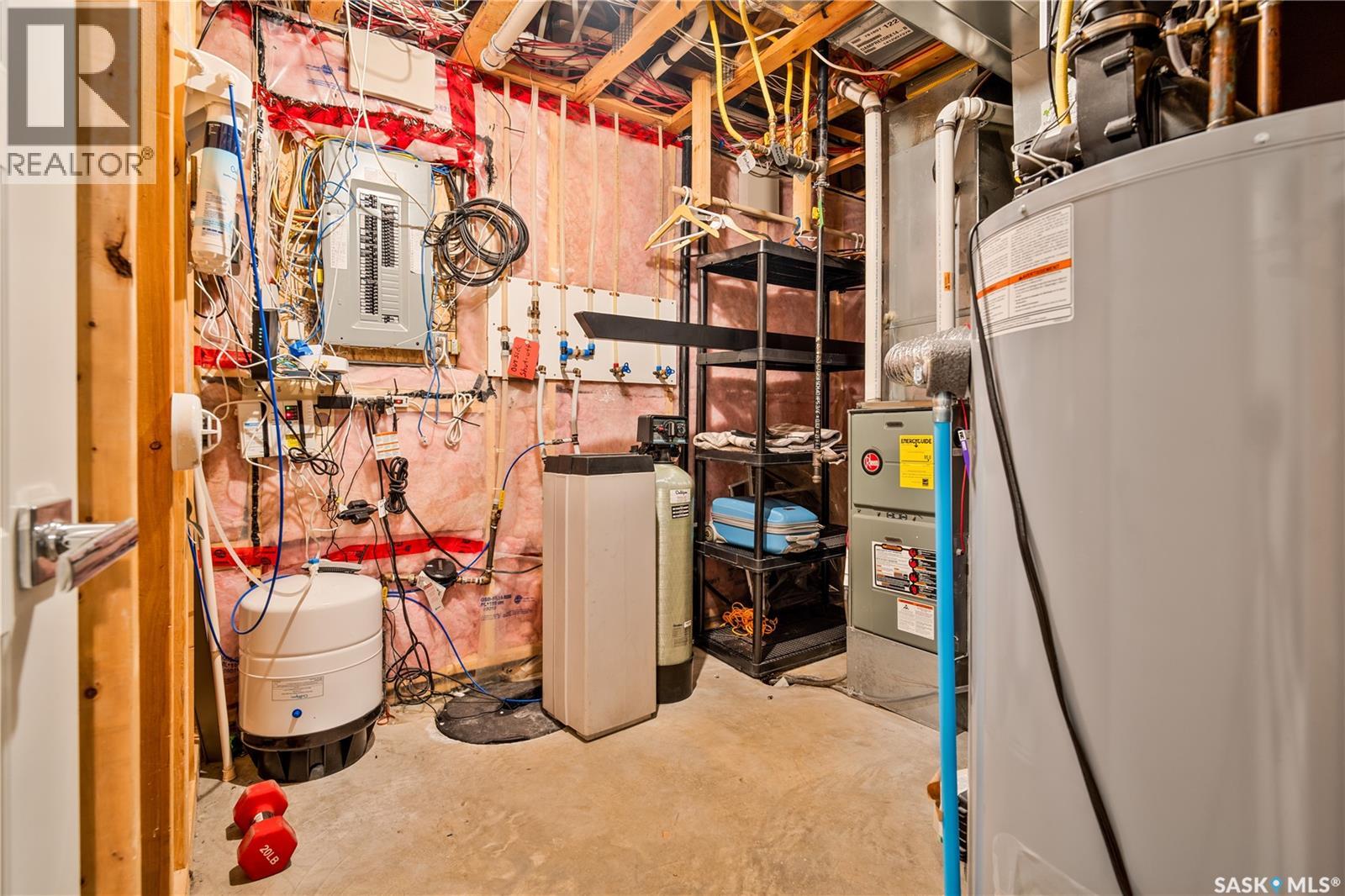 4311 SANDPIPER CRESCENT E - 27