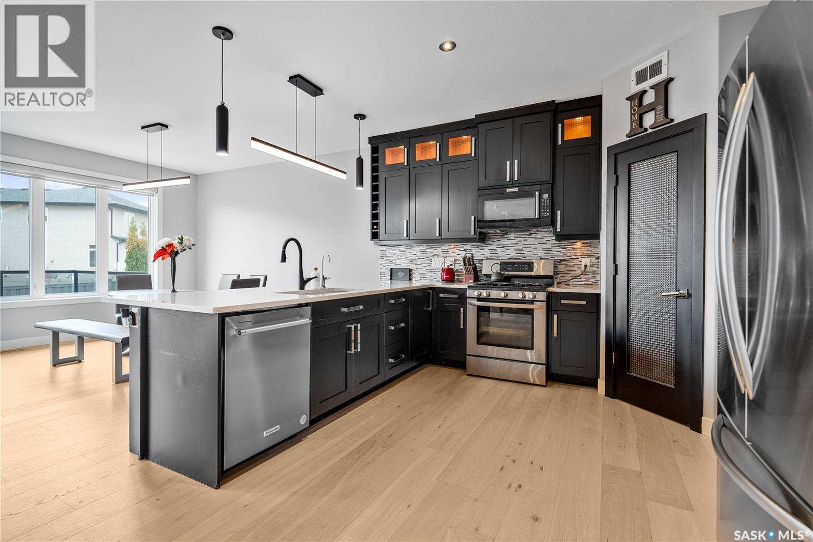 4311 SANDPIPER CRESCENT E - 8