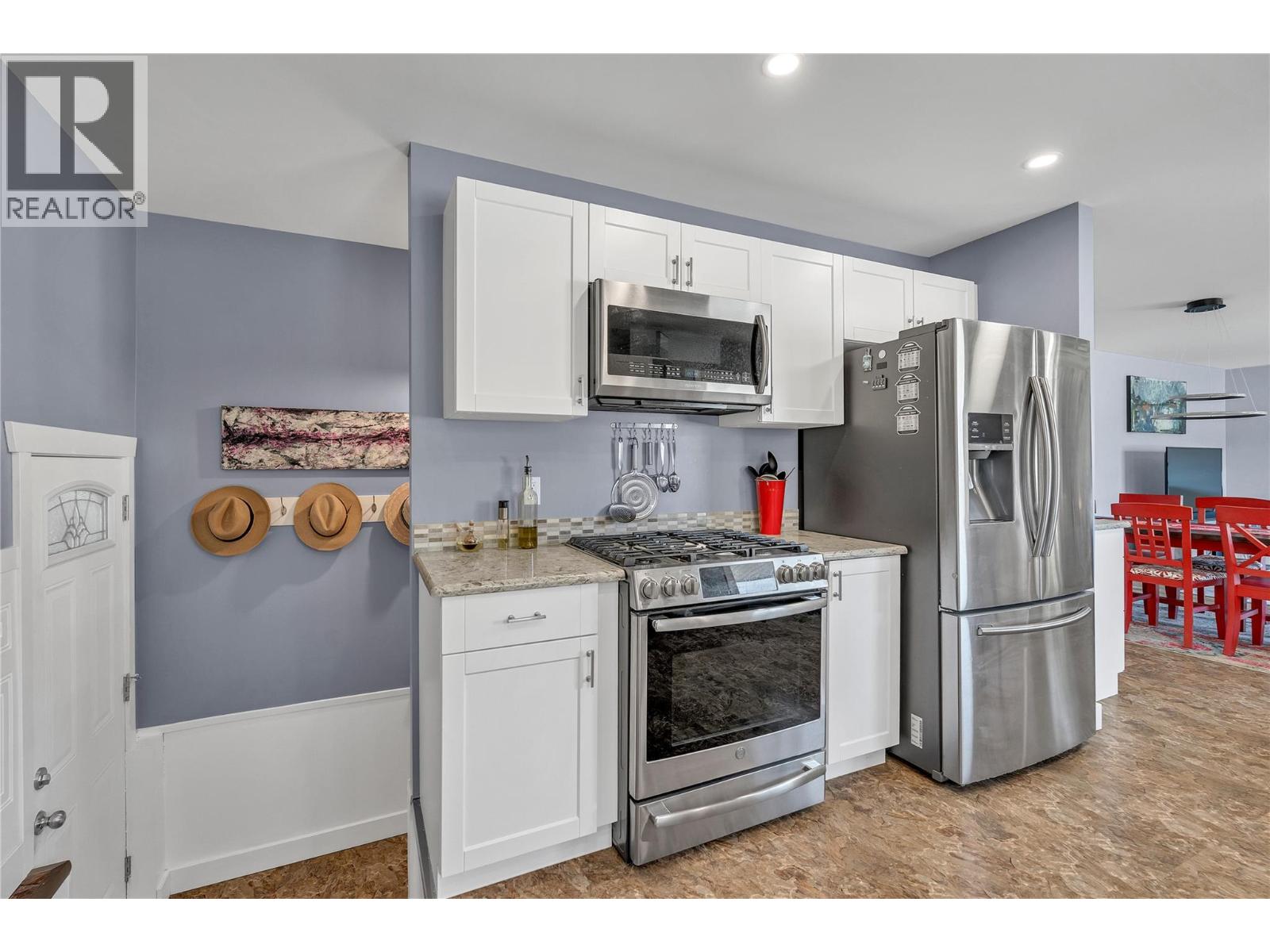 350 PINE Street, Princeton