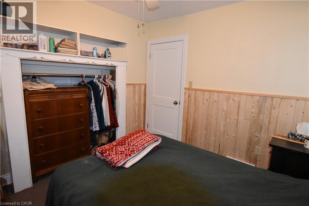 122 BRUCE Street - 12