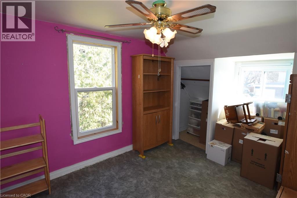 122 BRUCE Street - 16